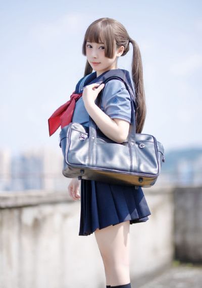 图书馆的女朋友在线_免费高清观看